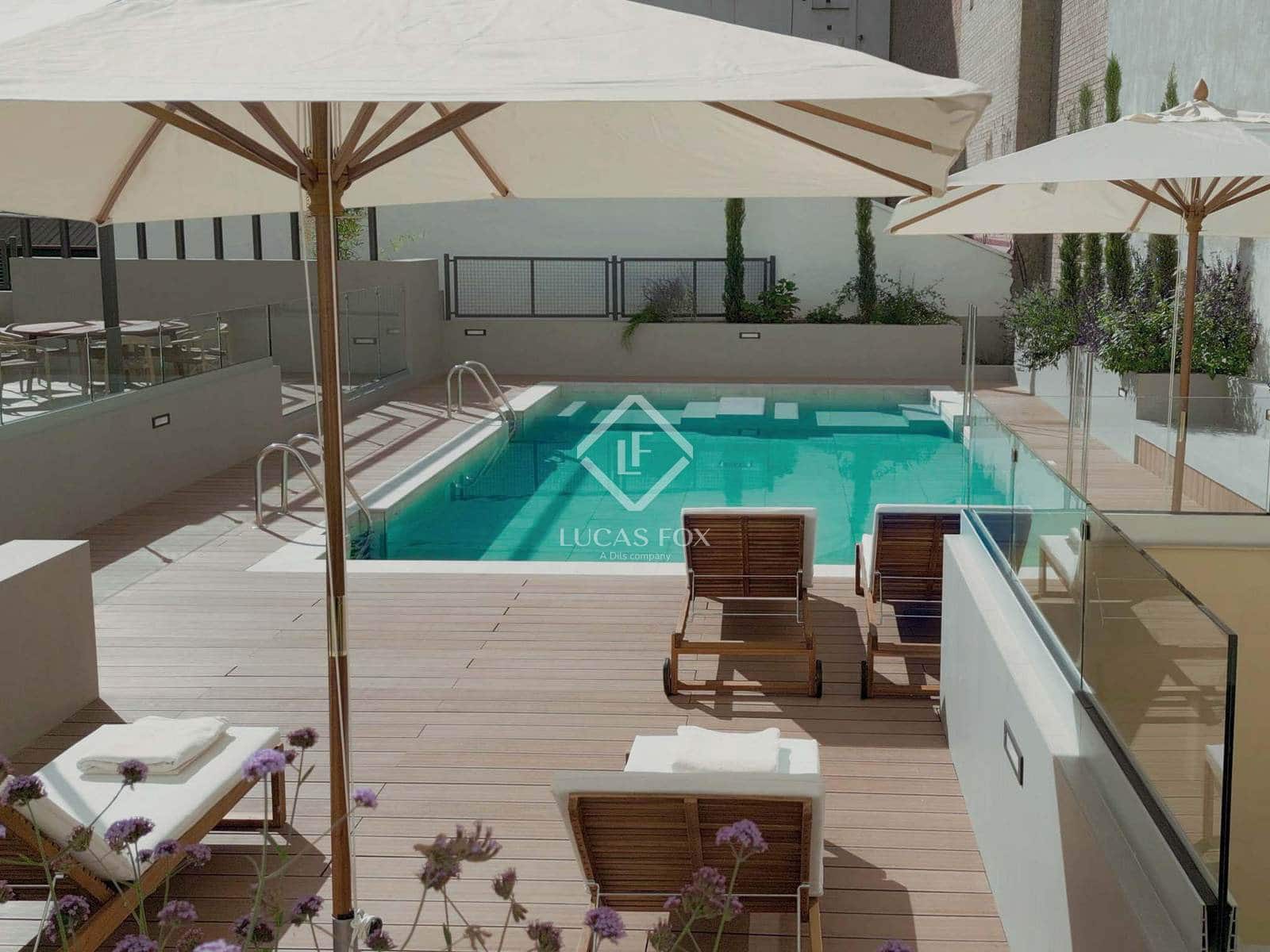 4 soverom Penthouse til salgs i Madrid by med svømmebasseng garasje - € 3 303 000 (Ref: 8953786)