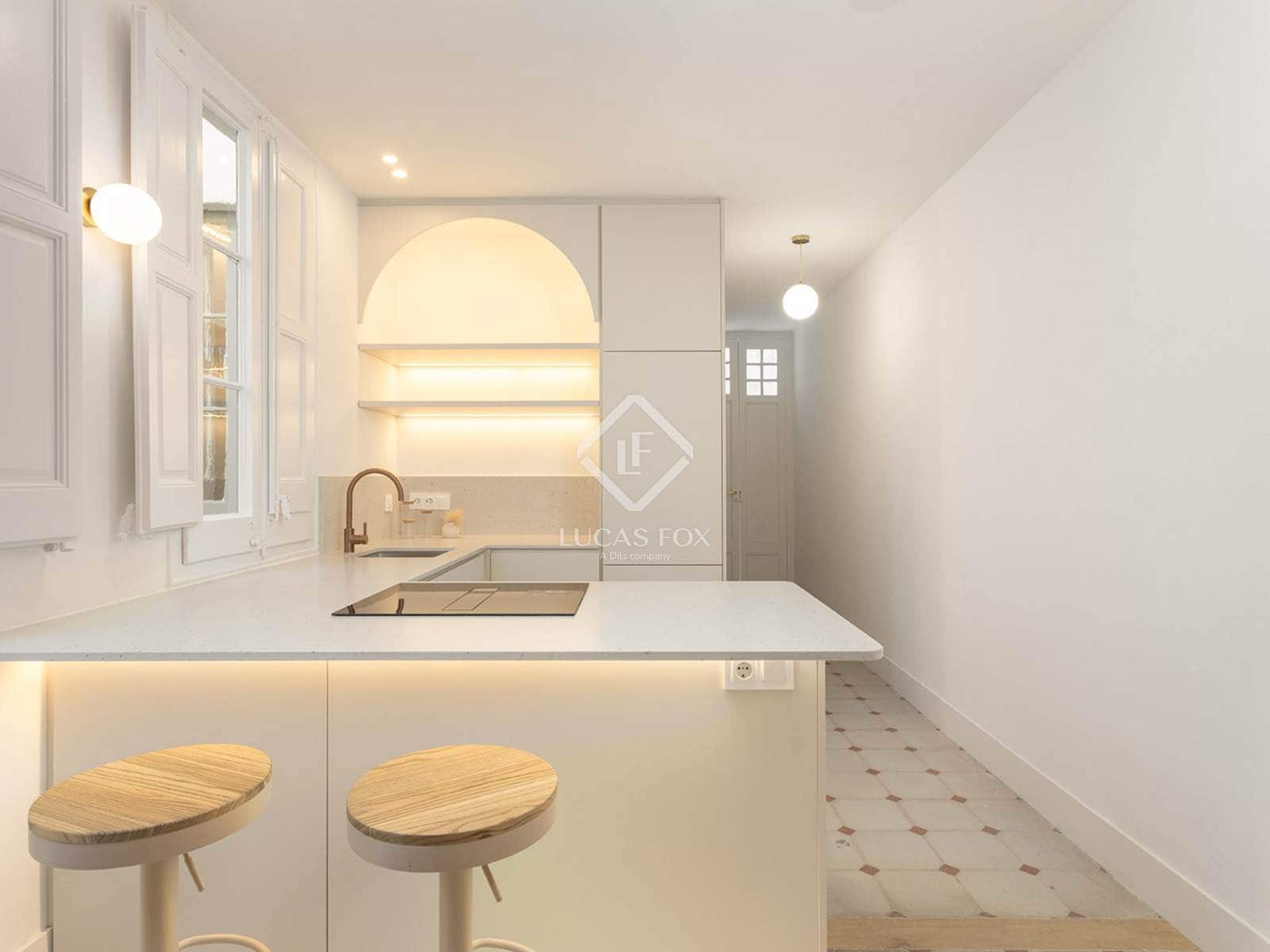 3 soveværelse Lejlighed til salg i Barcelona by - € 785.000 (Ref: 8953882)