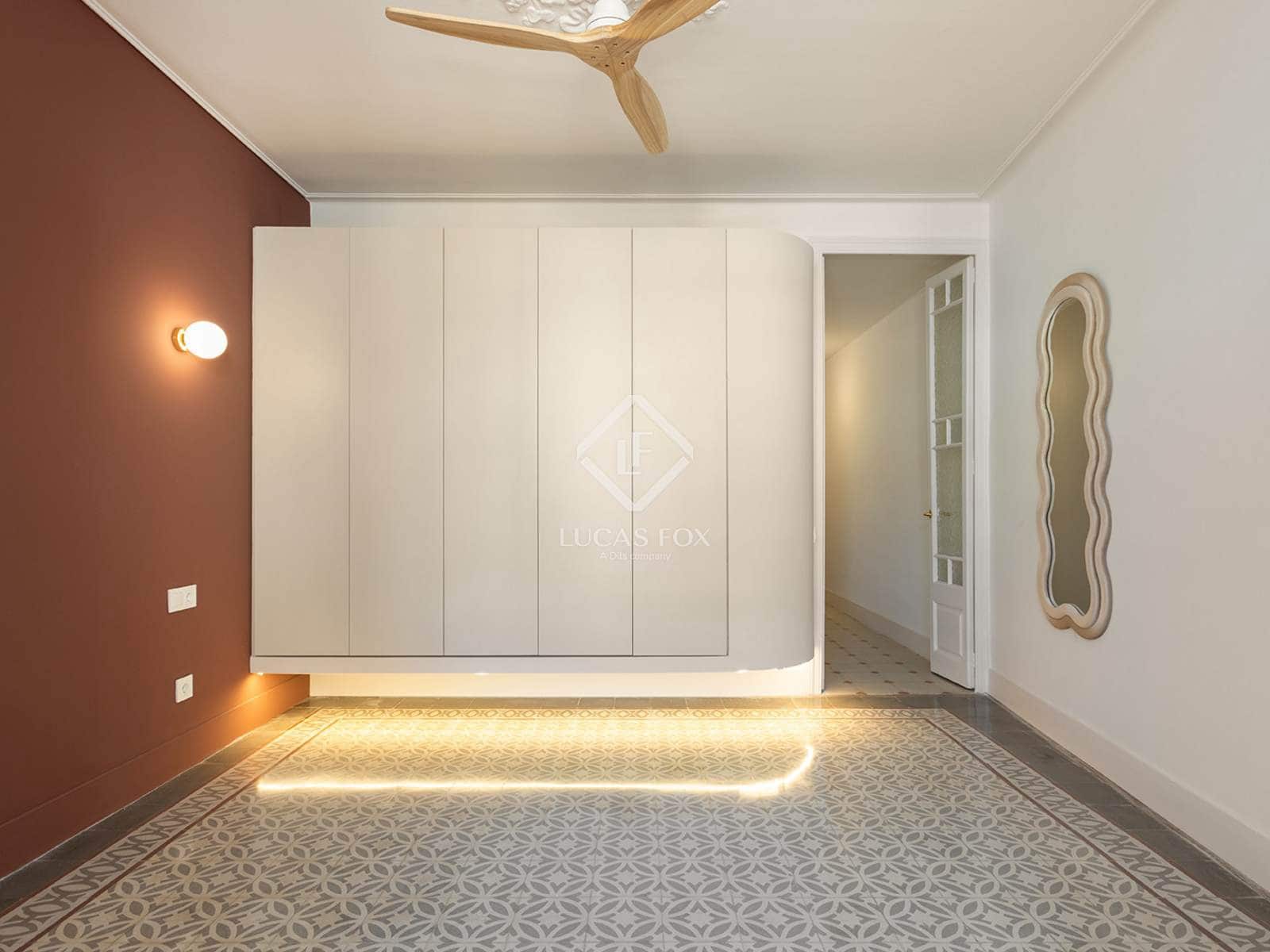 3 soveværelse Lejlighed til salg i Barcelona by - € 785.000 (Ref: 8953882)