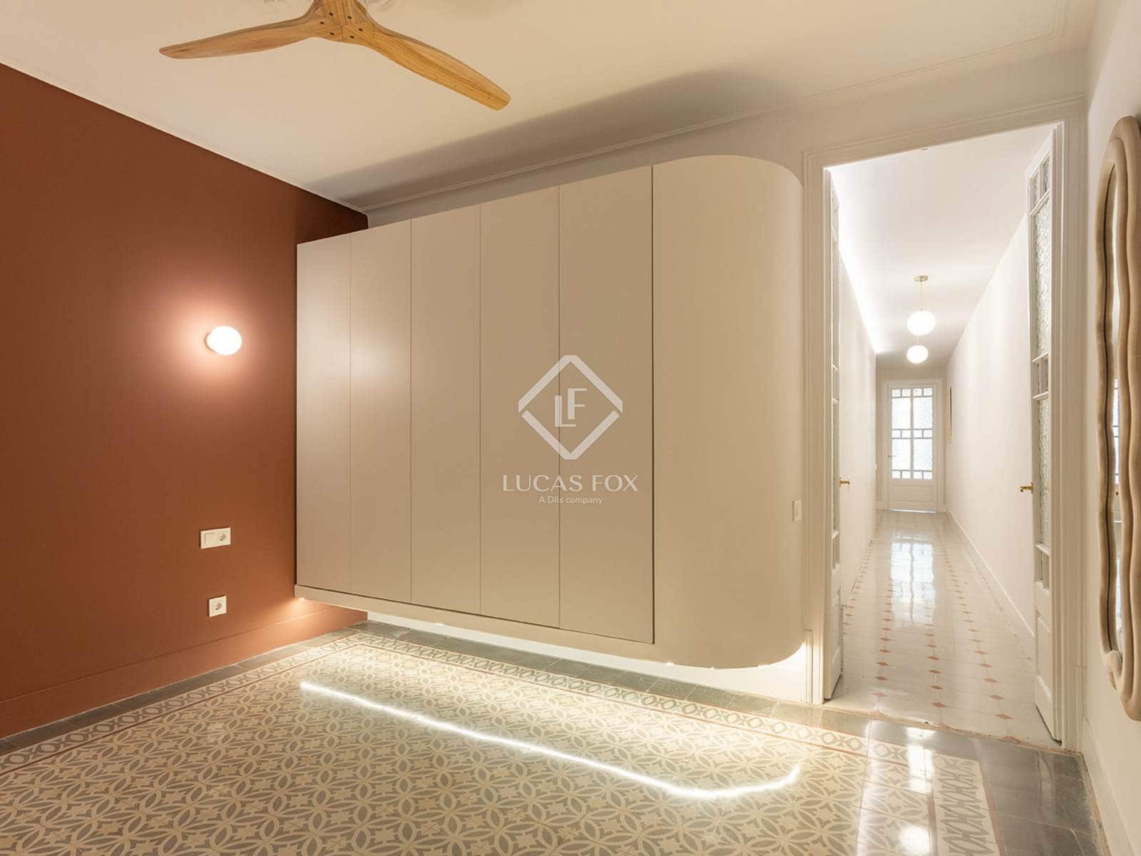 3 soveværelse Lejlighed til salg i Barcelona by - € 785.000 (Ref: 8953882)