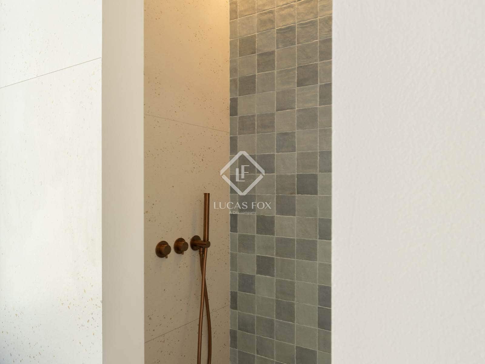 3 soveværelse Lejlighed til salg i Barcelona by - € 785.000 (Ref: 8953882)