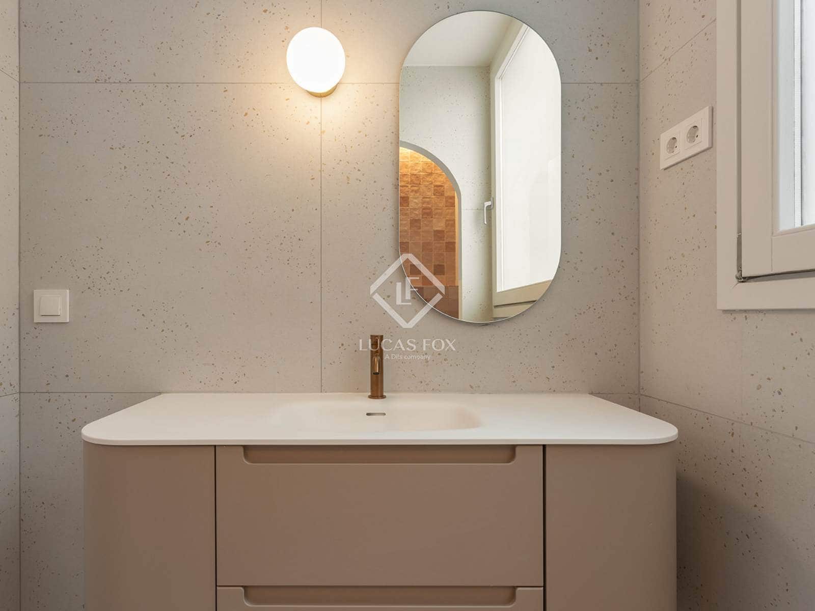 3 soveværelse Lejlighed til salg i Barcelona by - € 785.000 (Ref: 8953882)