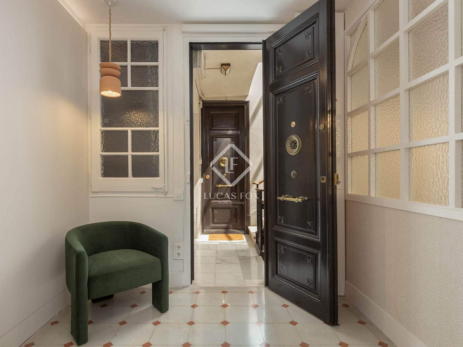 3 soveværelse Lejlighed til salg i Barcelona by - € 785.000 (Ref: 8953882)