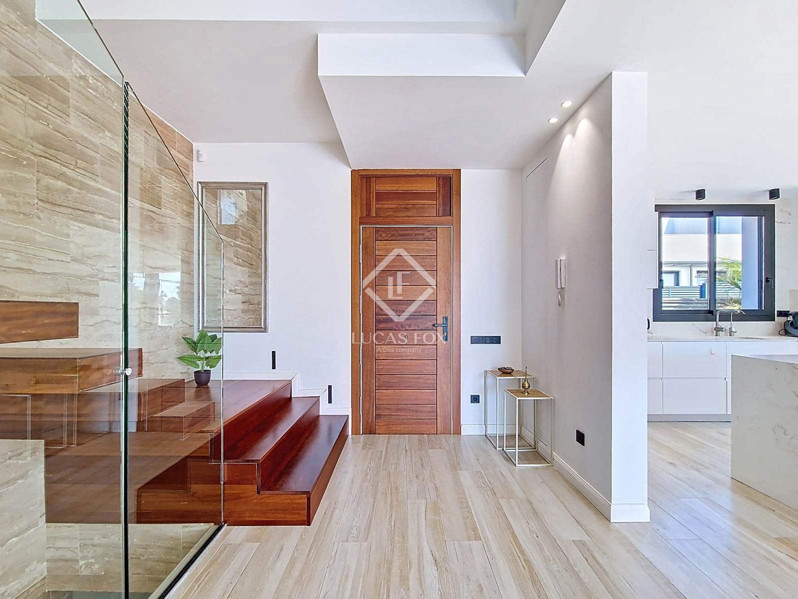 4 soveværelse Villa til salg i Vilanova i la Geltru med swimmingpool garage - € 950.000 (Ref: 8956086)