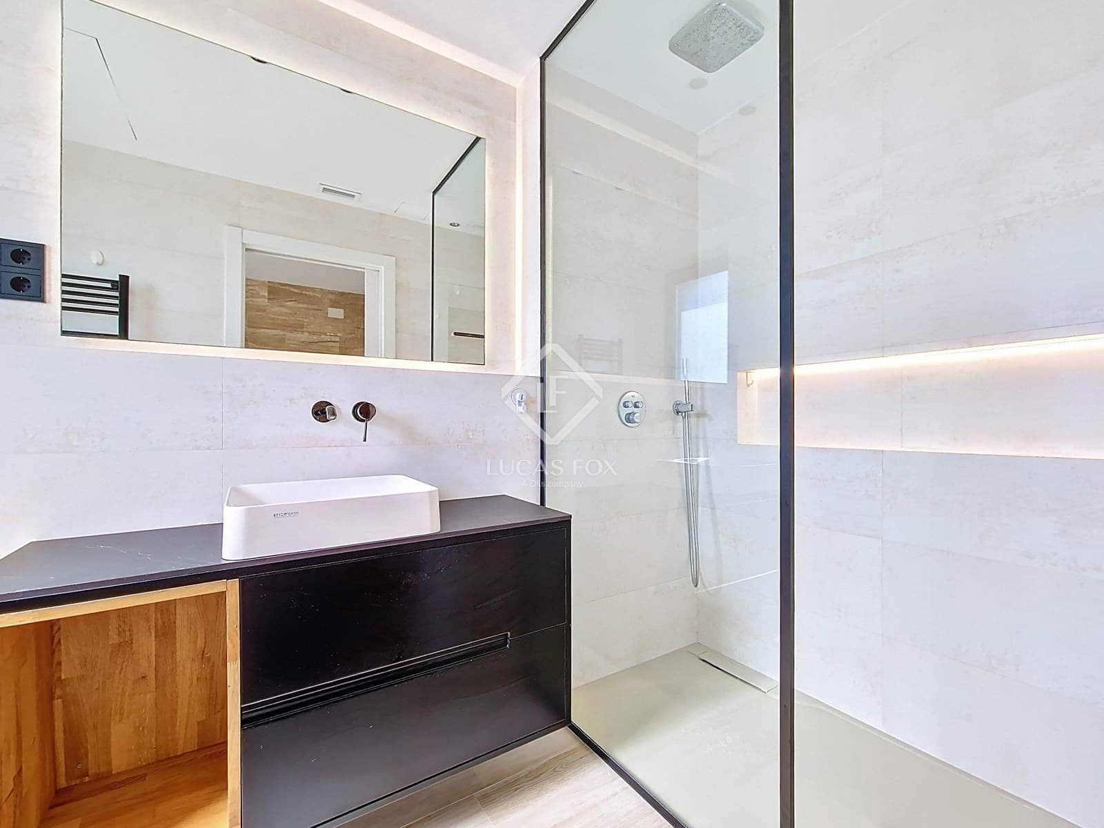 4 soveværelse Villa til salg i Vilanova i la Geltru med swimmingpool garage - € 950.000 (Ref: 8956086)