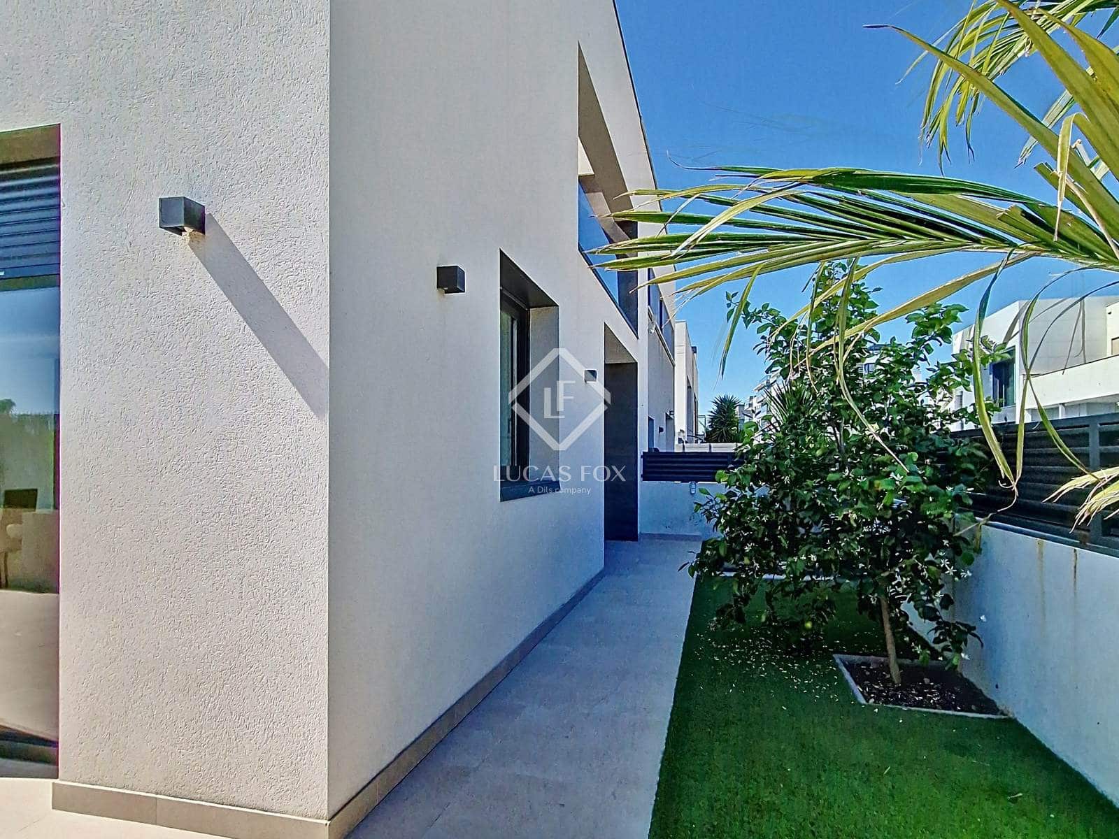 4 soveværelse Villa til salg i Vilanova i la Geltru med swimmingpool garage - € 950.000 (Ref: 8956086)