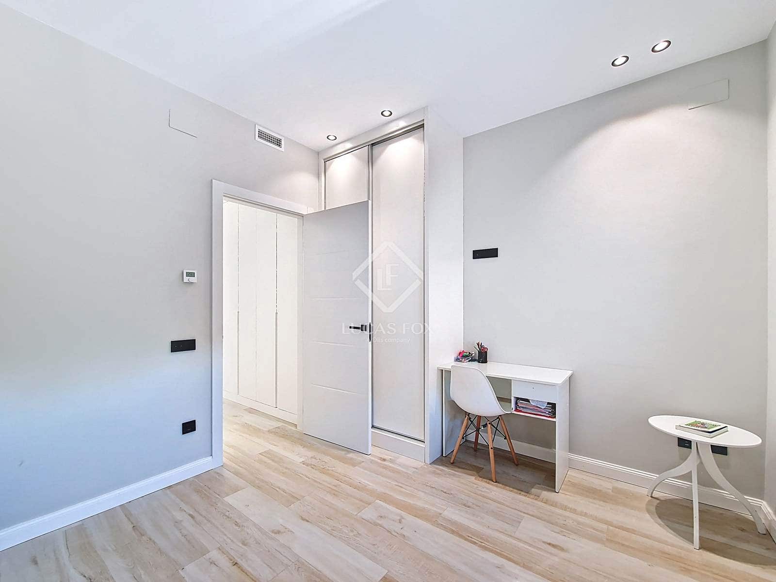 4 soveværelse Villa til salg i Vilanova i la Geltru med swimmingpool garage - € 950.000 (Ref: 8956086)