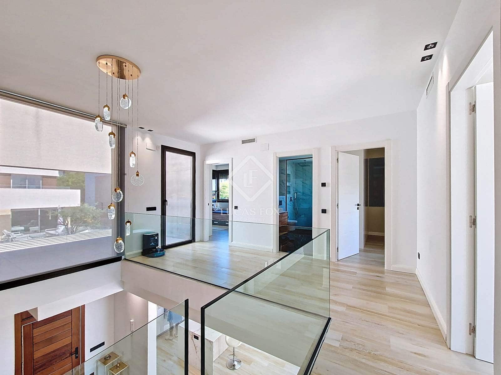 4 soveværelse Villa til salg i Vilanova i la Geltru med swimmingpool garage - € 950.000 (Ref: 8956086)