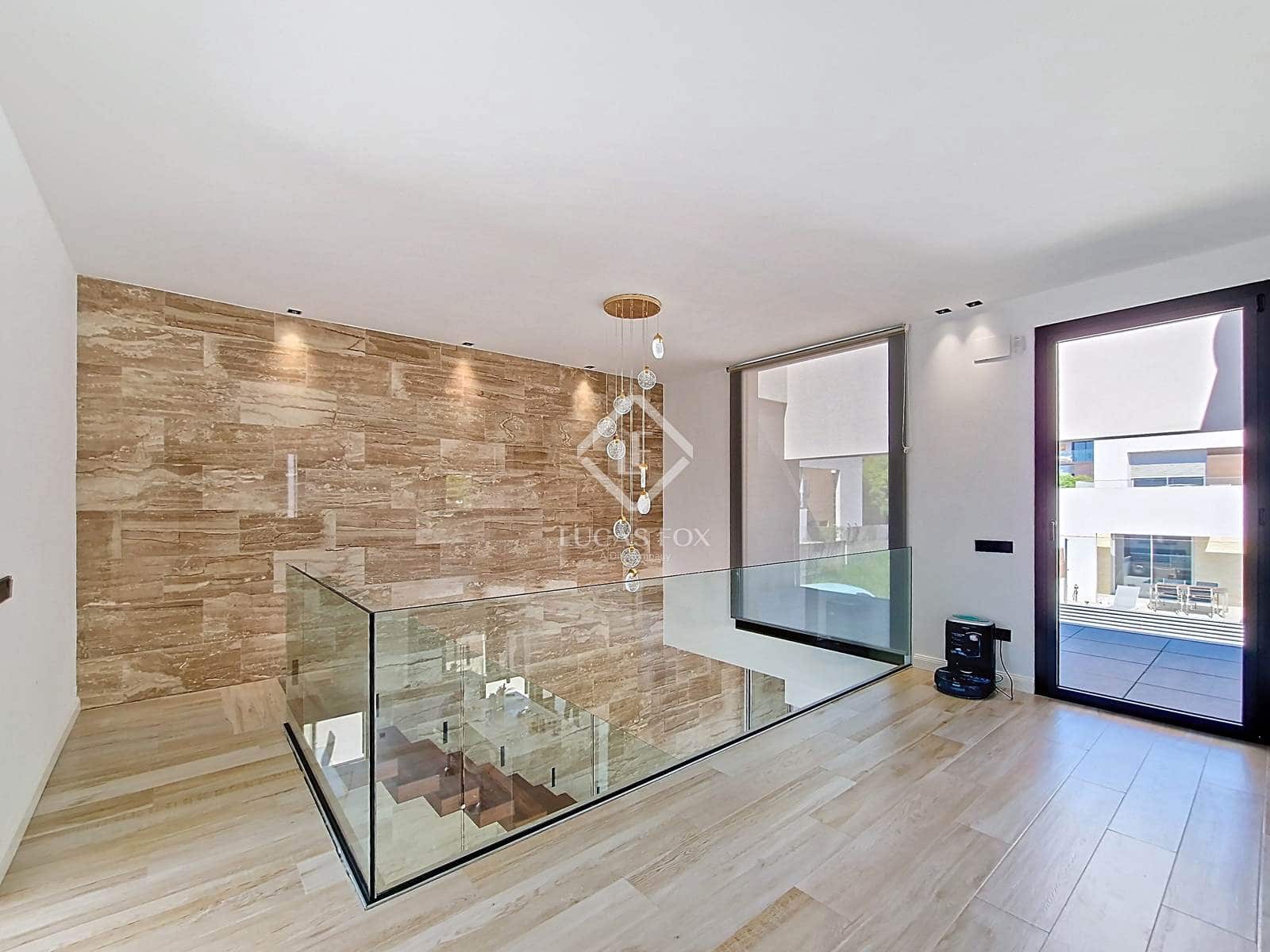 4 soveværelse Villa til salg i Vilanova i la Geltru med swimmingpool garage - € 950.000 (Ref: 8956086)