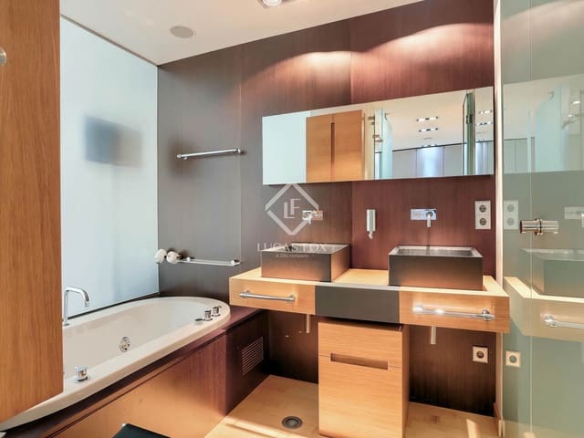 3 slaapkamer Appartement te koop in Palma de Mallorca met garage - € 2.900.000 (Ref: 8956252)