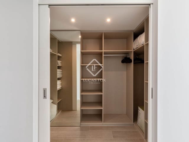 4 slaapkamer Villa te koop in Platja d'Aro, Castell-Platja d'Aro met zwembad garage - € 2.650.000 (Ref: 8956257)