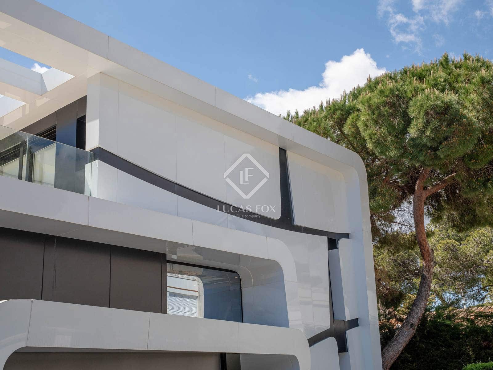 4 bedroom Villa for sale in Platja d'Aro with pool garage - € 2,650,000 (Ref: 8956257)