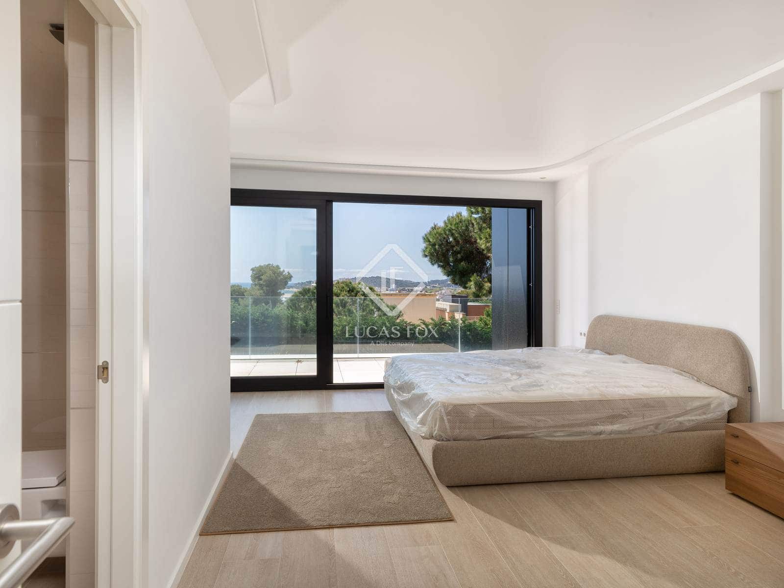 4 bedroom Villa for sale in Platja d'Aro with pool garage - € 2,650,000 (Ref: 8956257)