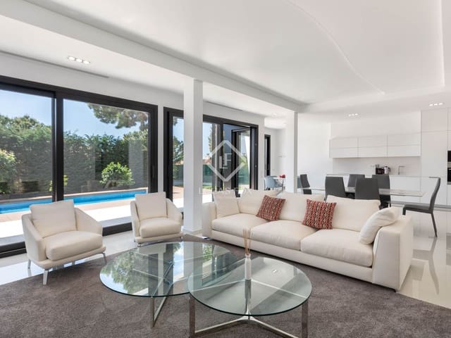 4 soveværelse Villa til salg i Platja d'Aro, Castell-Platja d'Aro med swimmingpool garage - € 2.650.000 (Ref: 8956257)