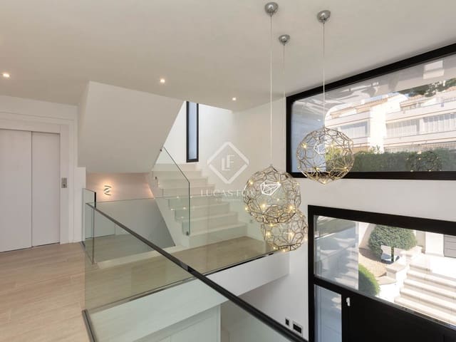 4 bedroom Villa for sale in Platja d'Aro, Castell-Platja d'Aro with pool garage - € 2,650,000 (Ref: 8956257)