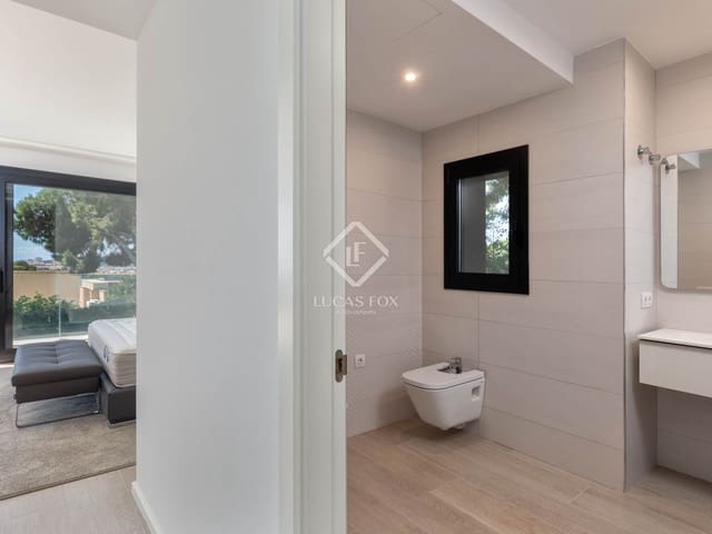 4 bedroom Villa for sale in Platja d'Aro, Castell-Platja d'Aro with pool garage - € 2,650,000 (Ref: 8956257)