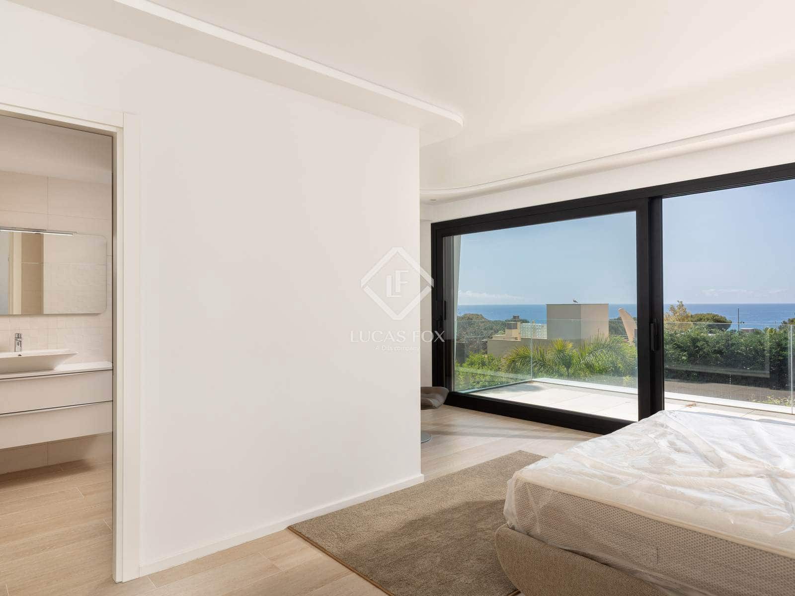 4 bedroom Villa for sale in Platja d'Aro with pool garage - € 2,650,000 (Ref: 8956257)