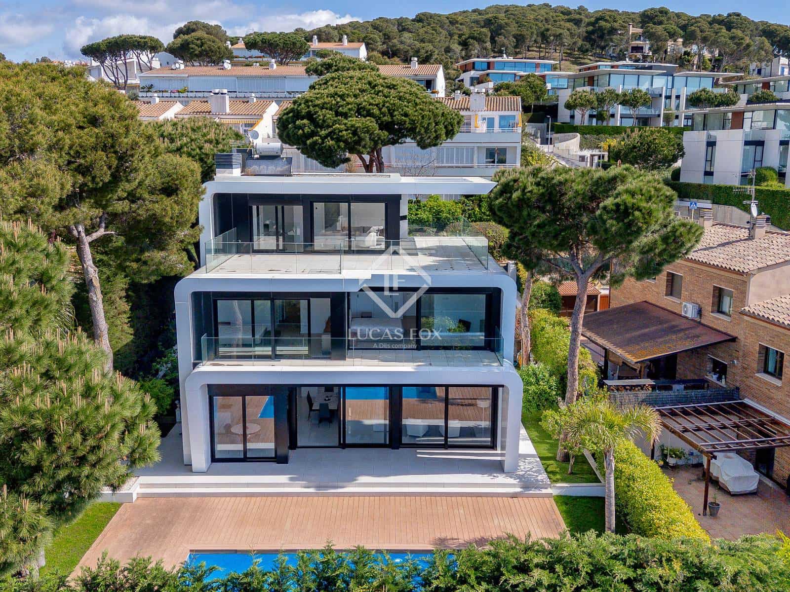 4 bedroom Villa for sale in Platja d'Aro with pool garage - € 2,650,000 (Ref: 8956257)