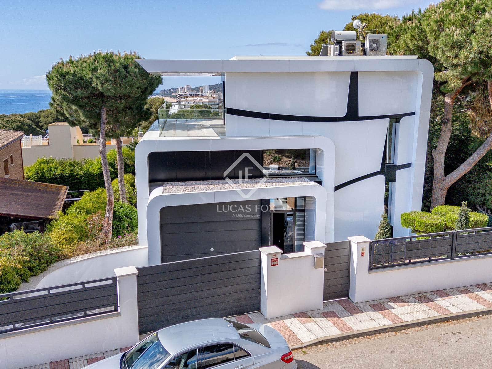 4 bedroom Villa for sale in Platja d'Aro with pool garage - € 2,650,000 (Ref: 8956257)