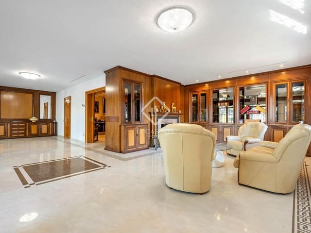 5 soverom Villa til salgs i Salou med svømmebasseng garasje - € 2 800 000 (Ref: 8956438)