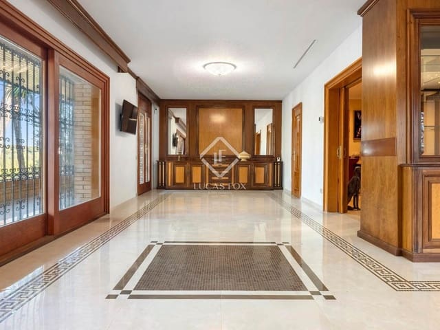 5 soverom Villa til salgs i Salou med svømmebasseng garasje - € 2 800 000 (Ref: 8956438)