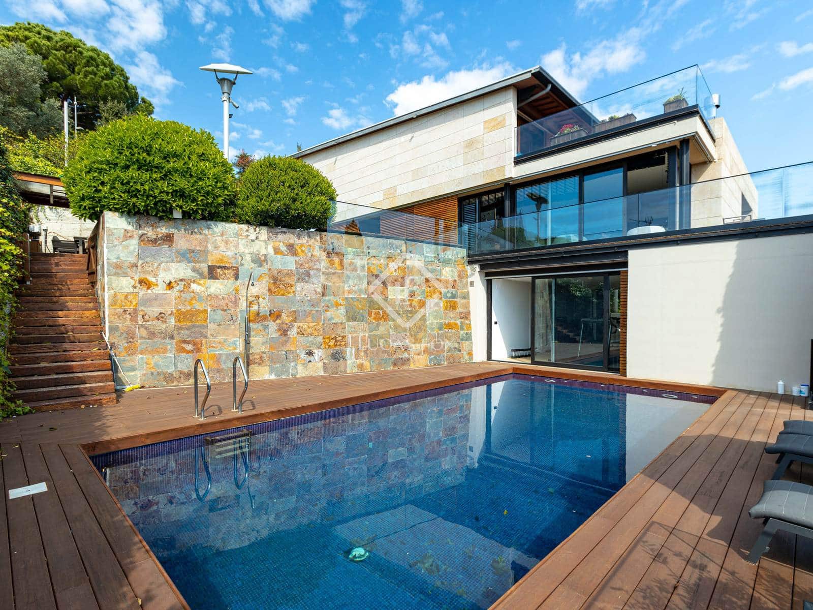 4 soveværelse Villa til salg i Calella med swimmingpool garage - € 2.095.000 (Ref: 8960378)