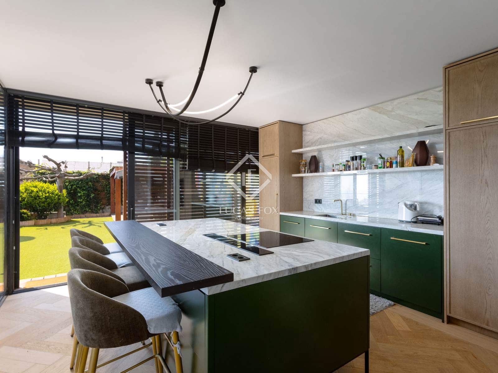 4 soveværelse Villa til salg i Calella med swimmingpool garage - € 2.095.000 (Ref: 8960378)