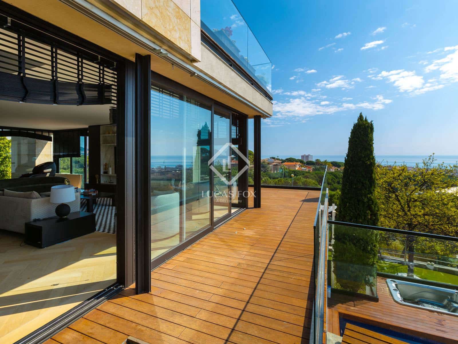 4 soveværelse Villa til salg i Calella med swimmingpool garage - € 2.095.000 (Ref: 8960378)