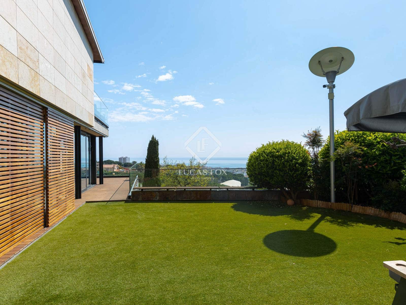 4 soveværelse Villa til salg i Calella med swimmingpool garage - € 2.095.000 (Ref: 8960378)