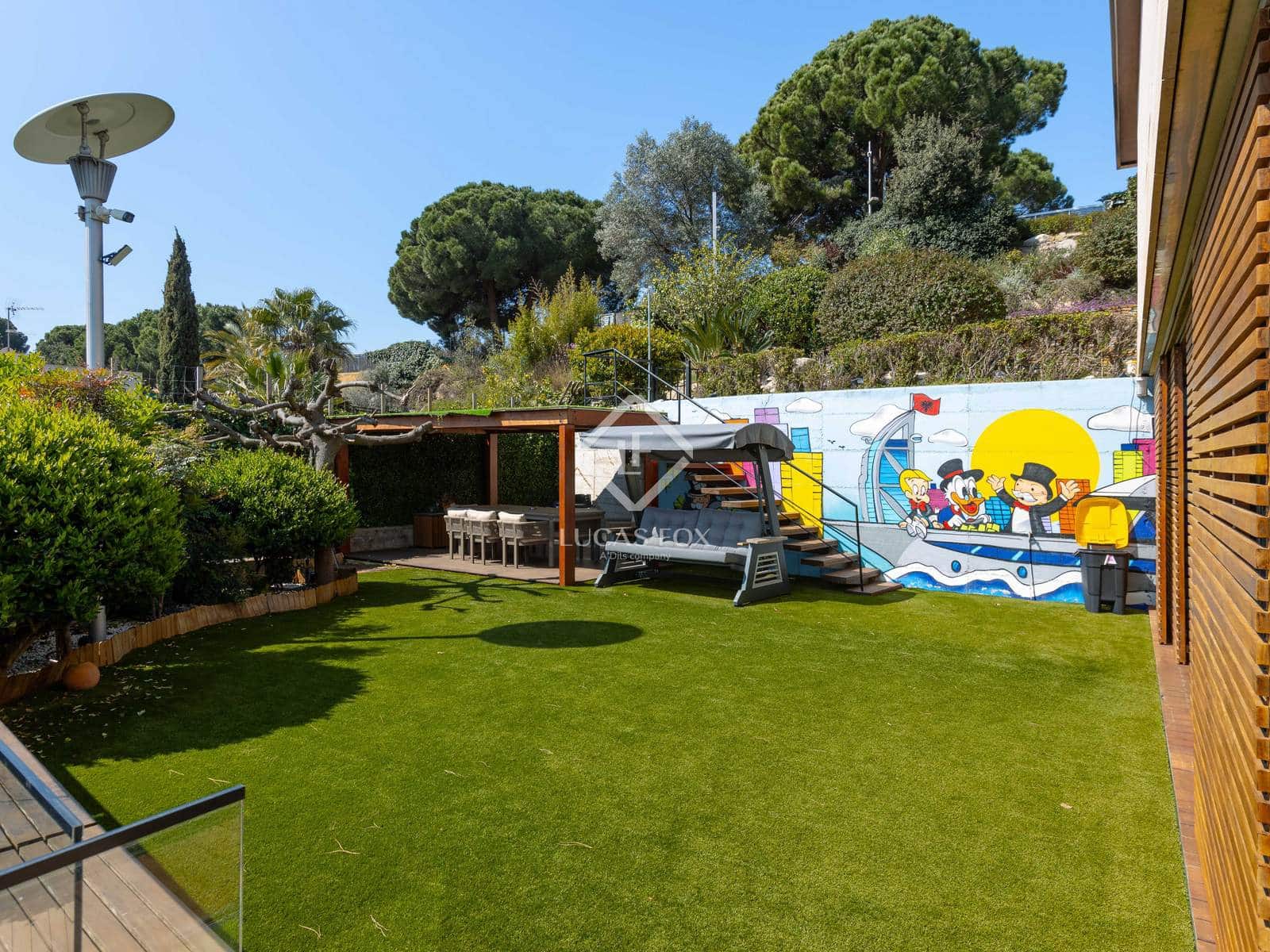 4 soveværelse Villa til salg i Calella med swimmingpool garage - € 2.095.000 (Ref: 8960378)