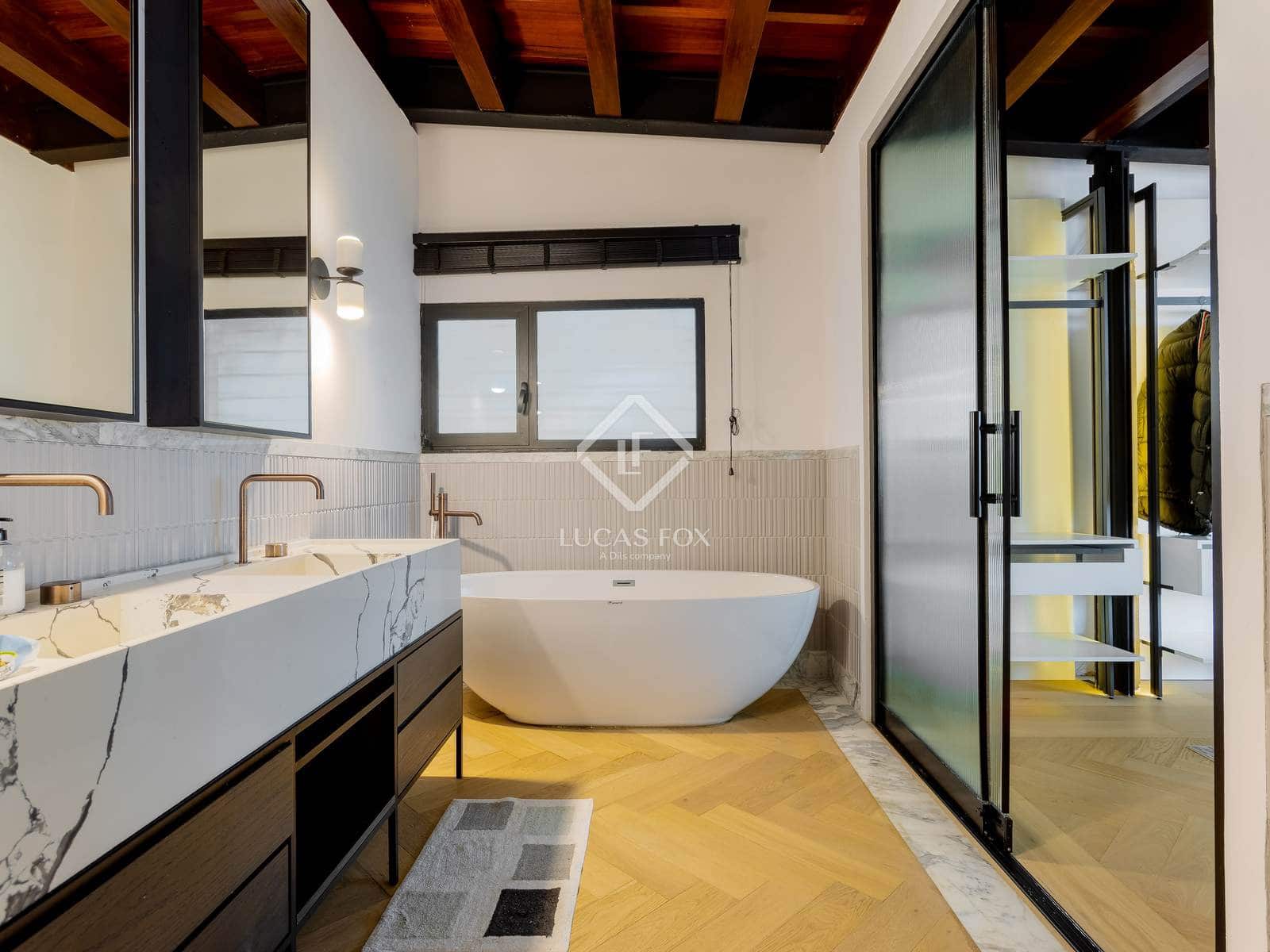 4 soveværelse Villa til salg i Calella med swimmingpool garage - € 2.095.000 (Ref: 8960378)