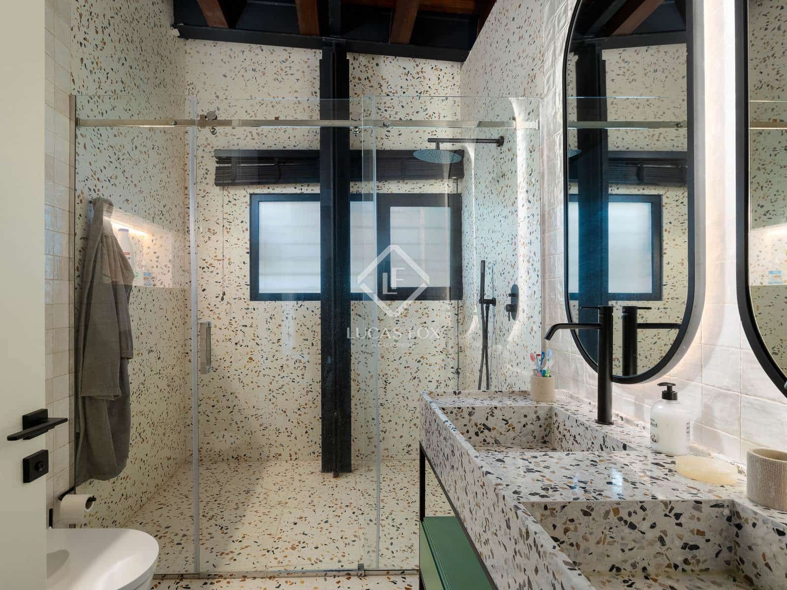 4 soveværelse Villa til salg i Calella med swimmingpool garage - € 2.095.000 (Ref: 8960378)