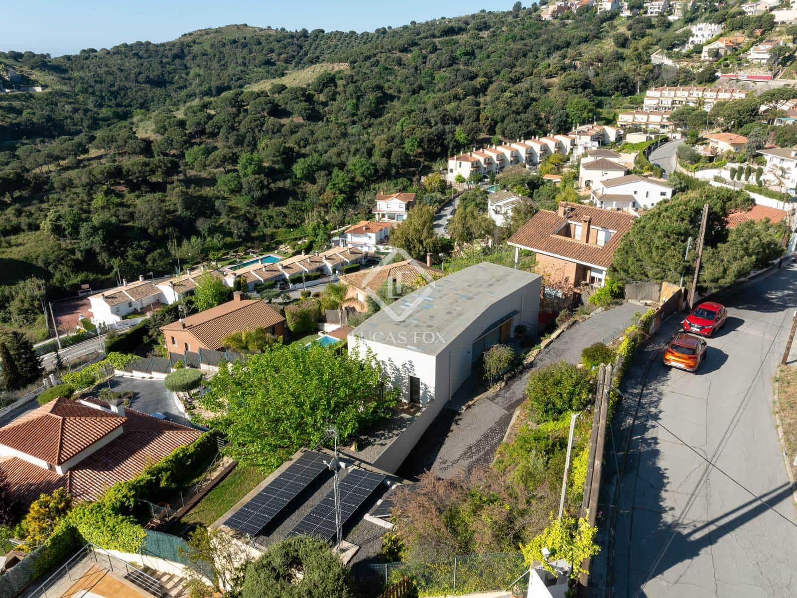 4 soveværelse Villa til salg i Alella med swimmingpool garage - € 1.350.000 (Ref: 8960846)