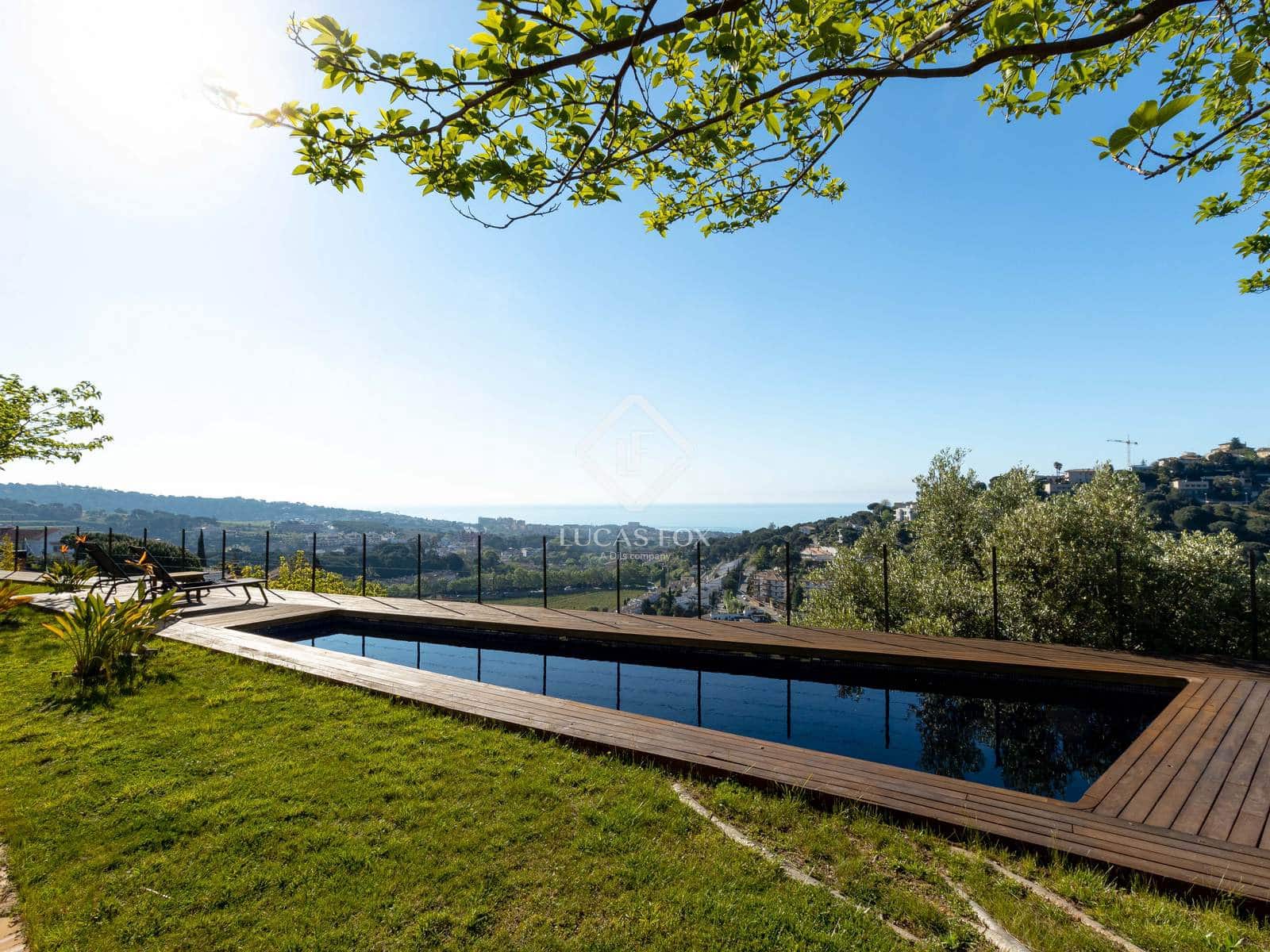 4 soveværelse Villa til salg i Alella med swimmingpool garage - € 1.350.000 (Ref: 8960846)