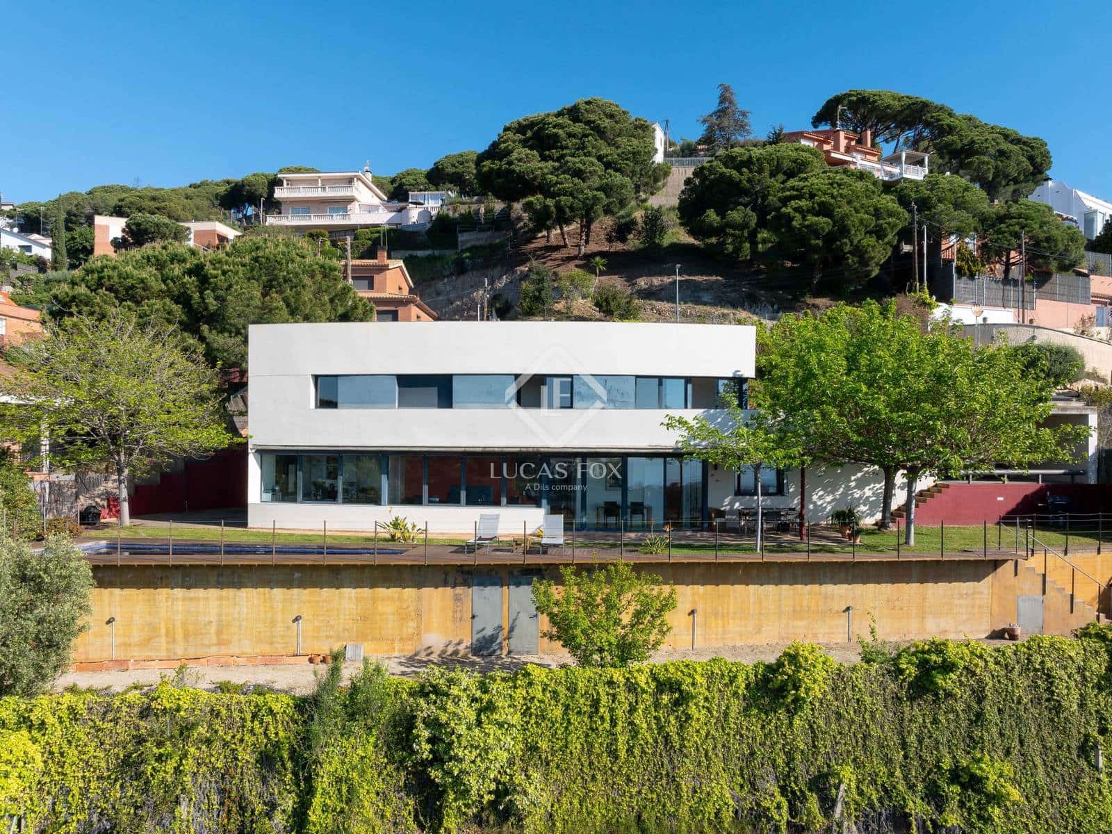 4 soveværelse Villa til salg i Alella med swimmingpool garage - € 1.350.000 (Ref: 8960846)