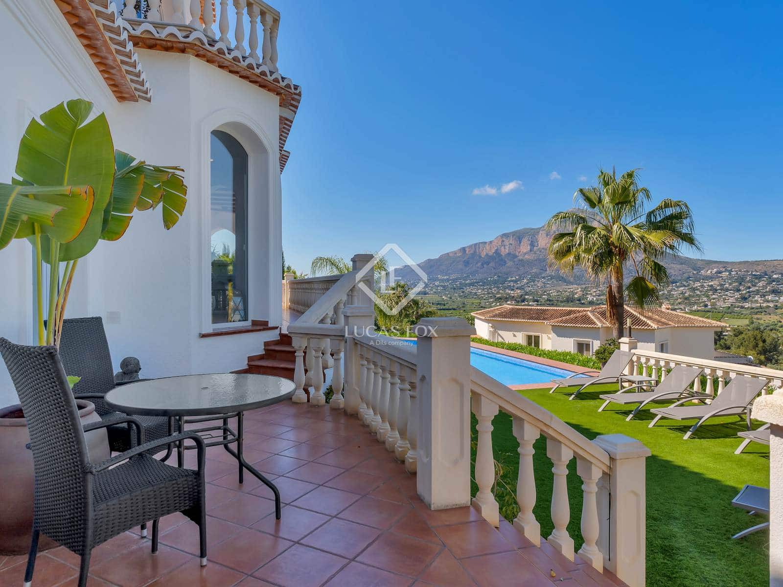 4 quarto Moradia para venda em Javea / Xabia com piscina garagem - 1 675 000 € (Ref: 8960848)