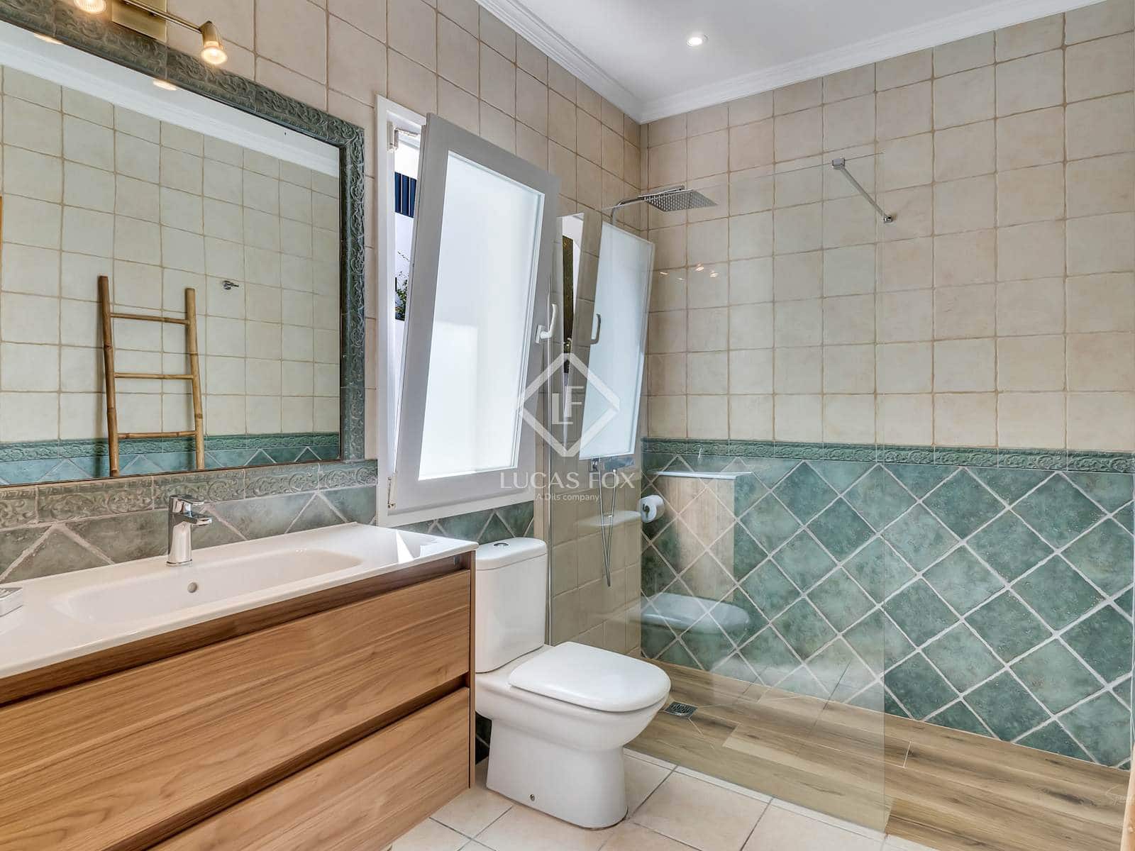 4 quarto Moradia para venda em Javea / Xabia com piscina garagem - 1 675 000 € (Ref: 8960848)