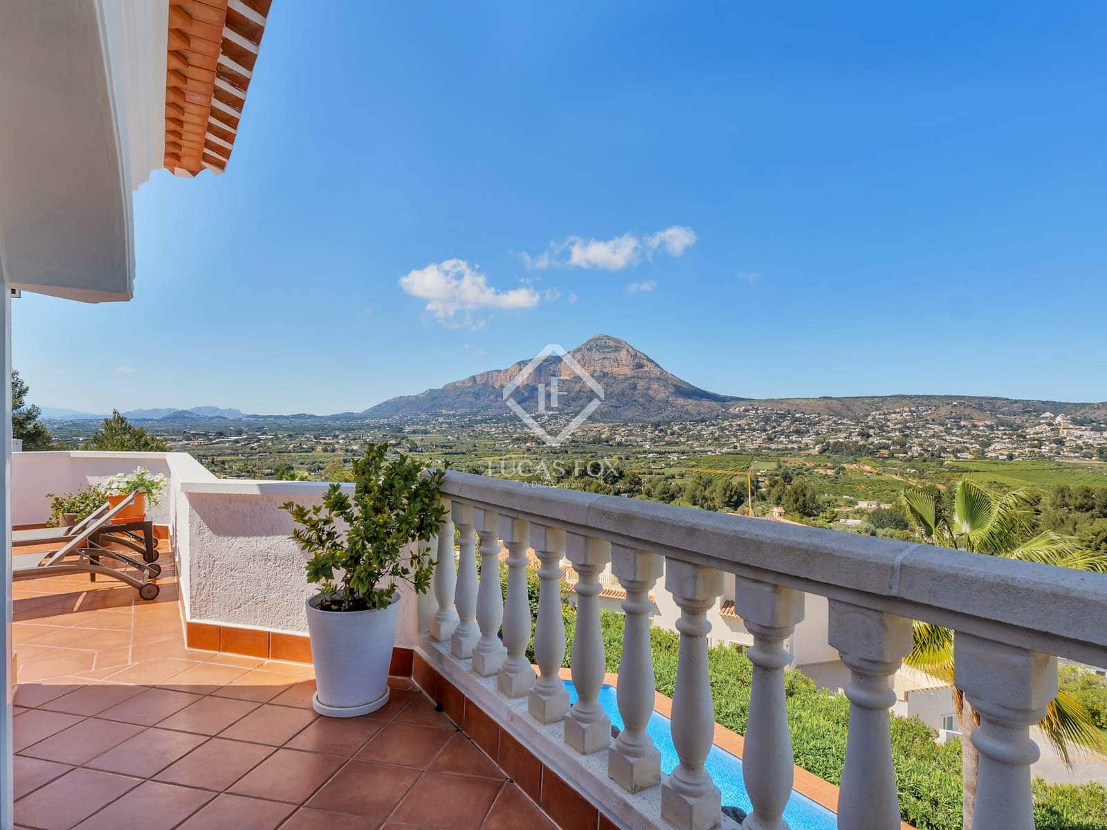 4 quarto Moradia para venda em Javea / Xabia com piscina garagem - 1 675 000 € (Ref: 8960848)