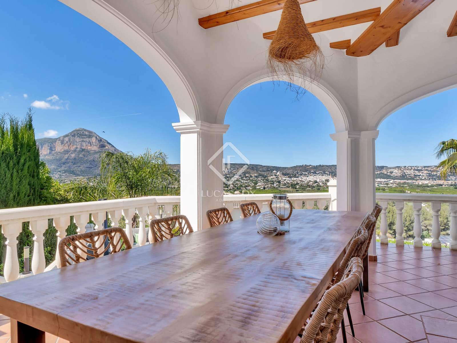 4 quarto Moradia para venda em Javea / Xabia com piscina garagem - 1 675 000 € (Ref: 8960848)