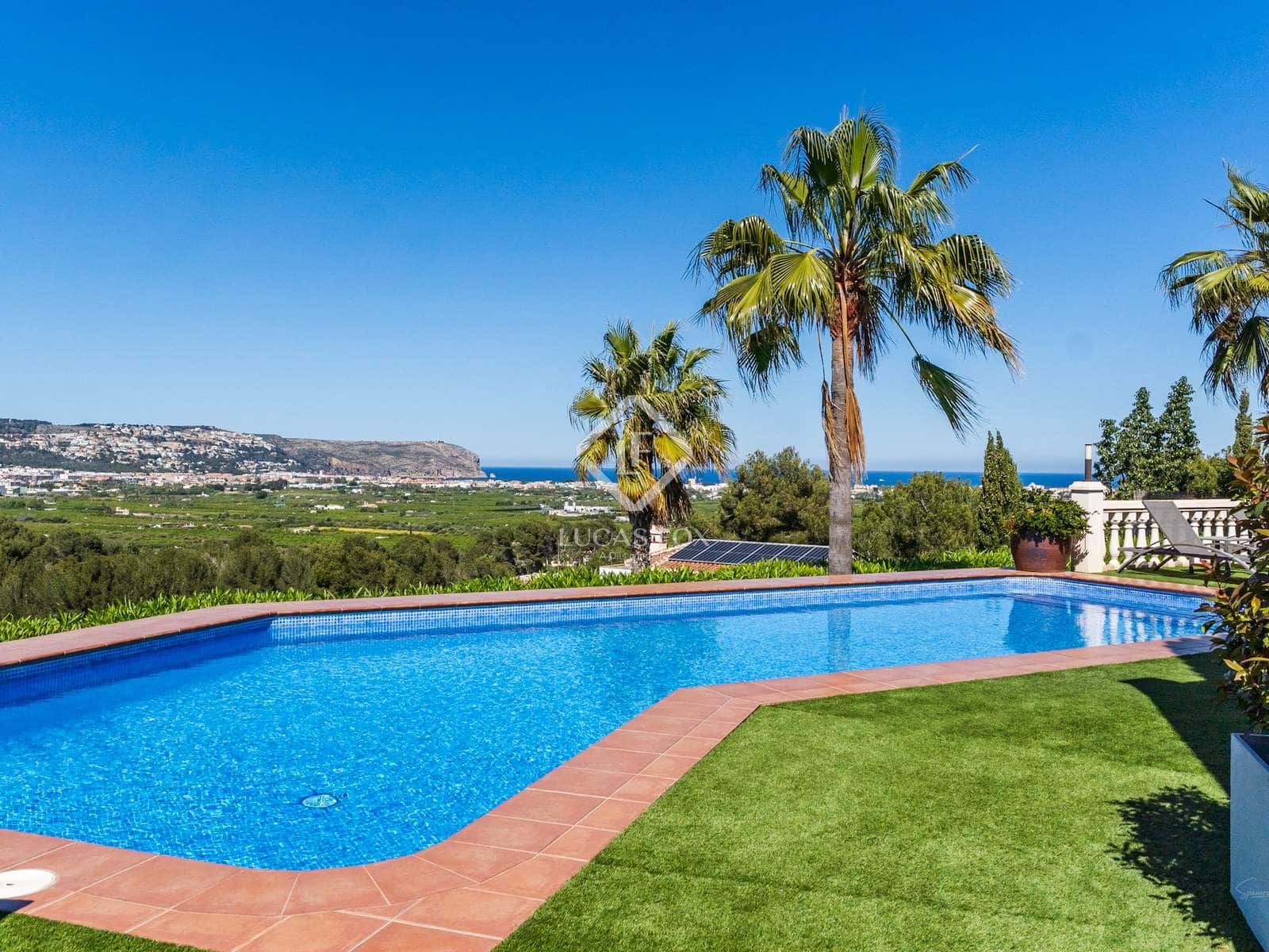 4 quarto Moradia para venda em Javea / Xabia com piscina garagem - 1 675 000 € (Ref: 8960848)