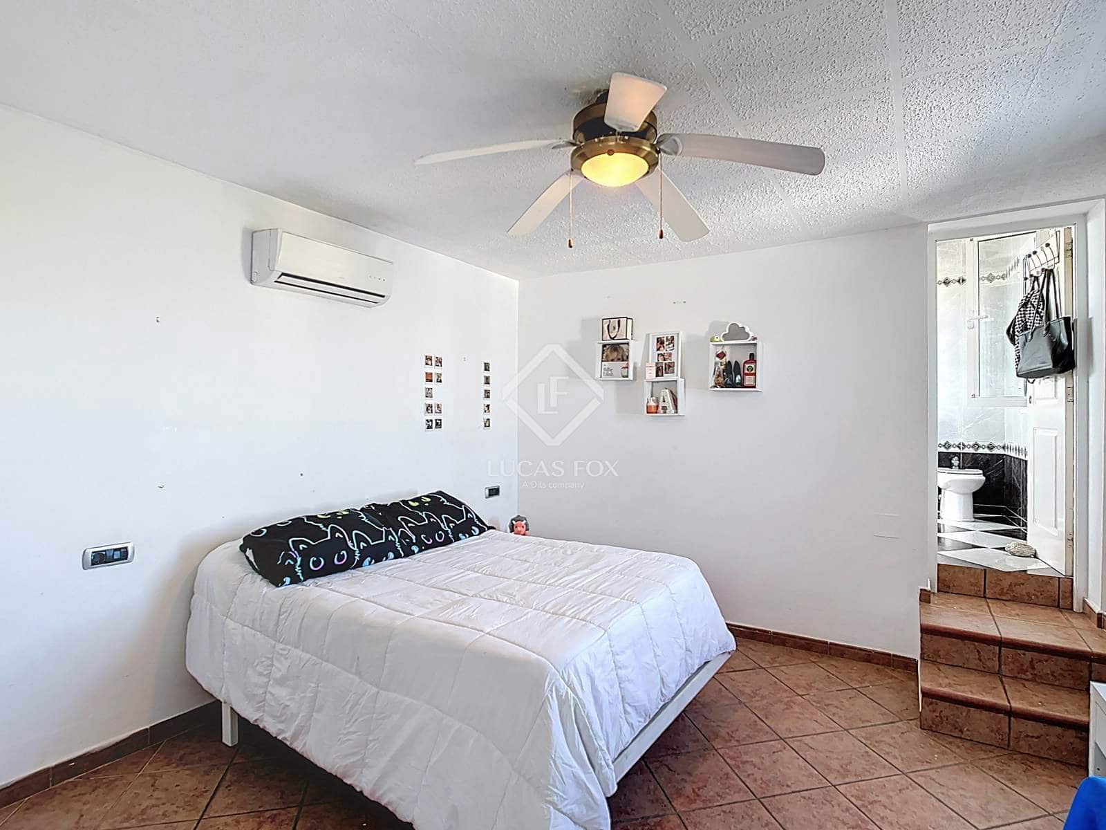 5 soveværelse Finca/Landehus til salg i Ciutadella de Menorca med swimmingpool garage - € 1.050.000 (Ref: 8961018)