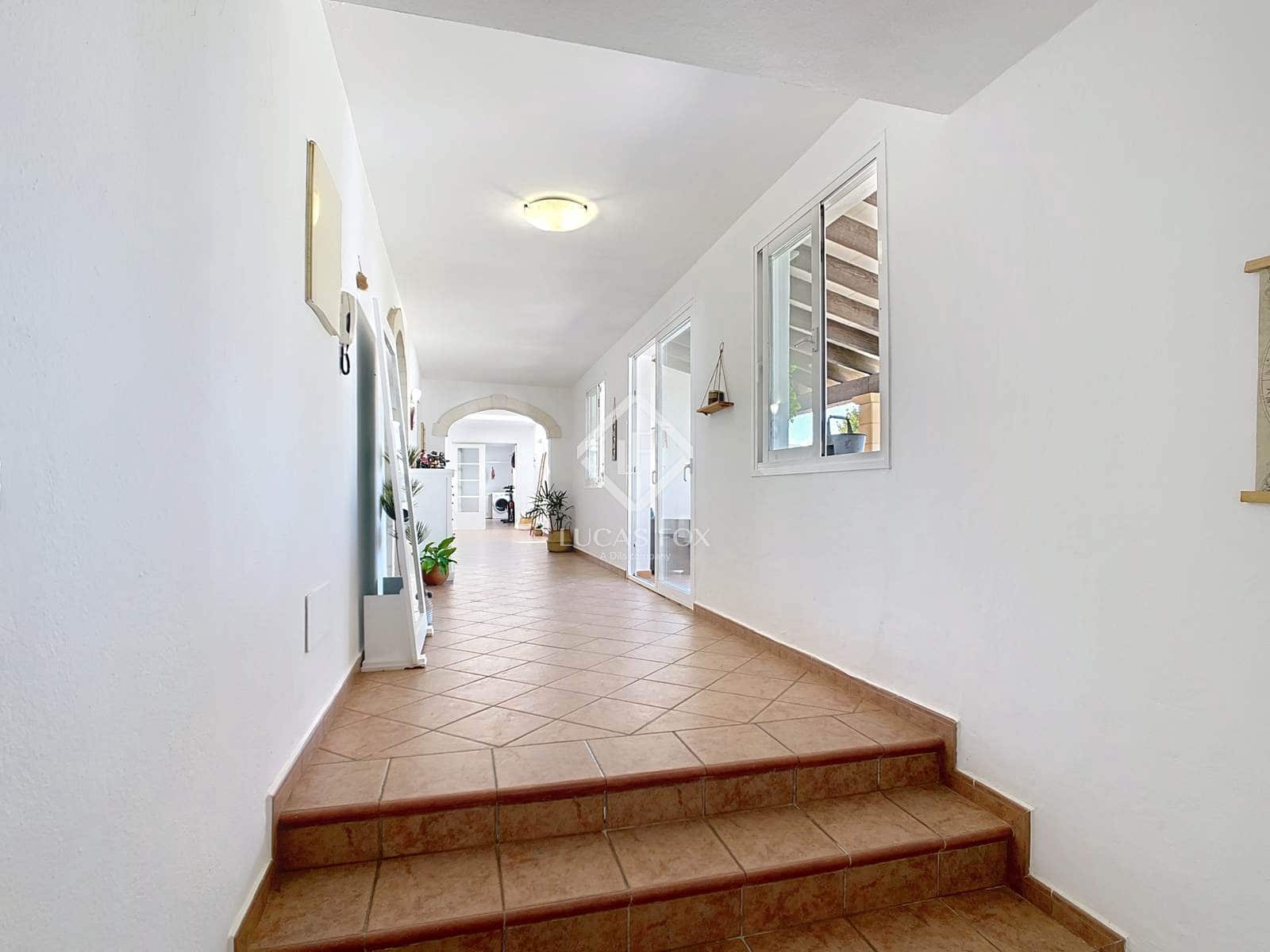 5 soveværelse Finca/Landehus til salg i Ciutadella de Menorca med swimmingpool garage - € 1.050.000 (Ref: 8961018)