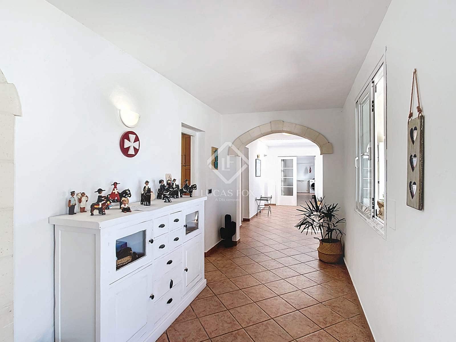 5 soveværelse Finca/Landehus til salg i Ciutadella de Menorca med swimmingpool garage - € 1.050.000 (Ref: 8961018)