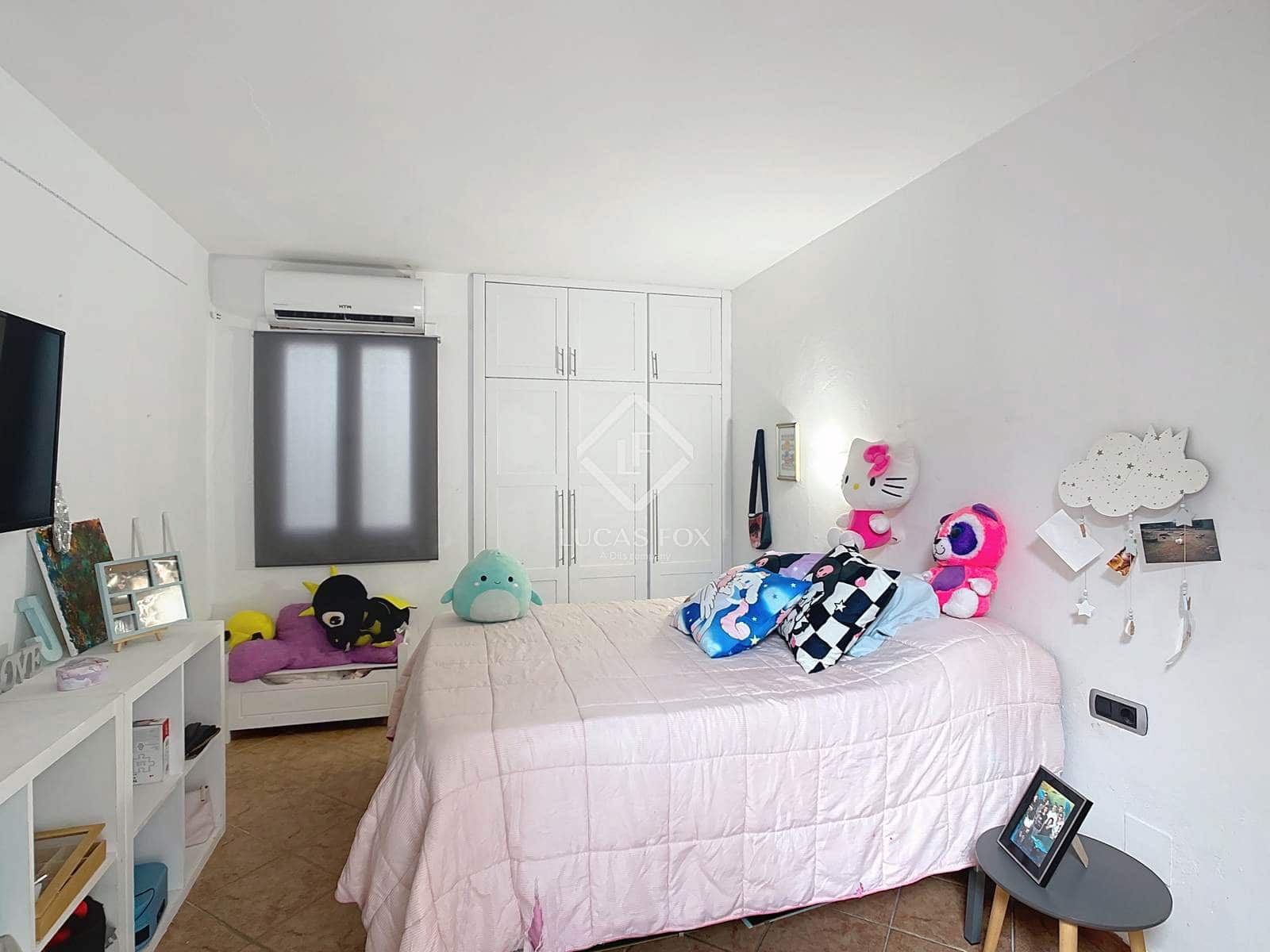 5 soveværelse Finca/Landehus til salg i Ciutadella de Menorca med swimmingpool garage - € 1.050.000 (Ref: 8961018)