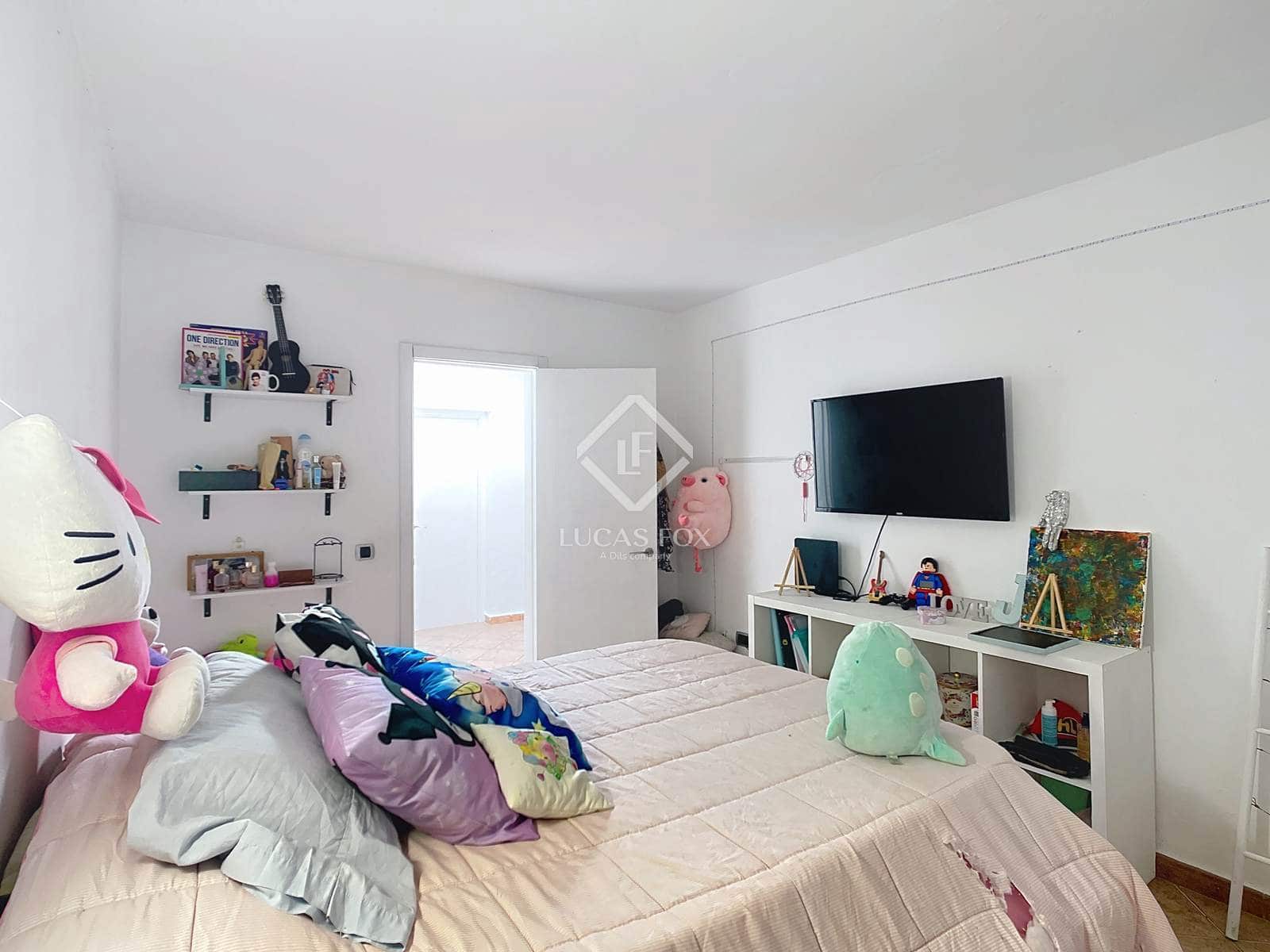 5 soveværelse Finca/Landehus til salg i Ciutadella de Menorca med swimmingpool garage - € 1.050.000 (Ref: 8961018)