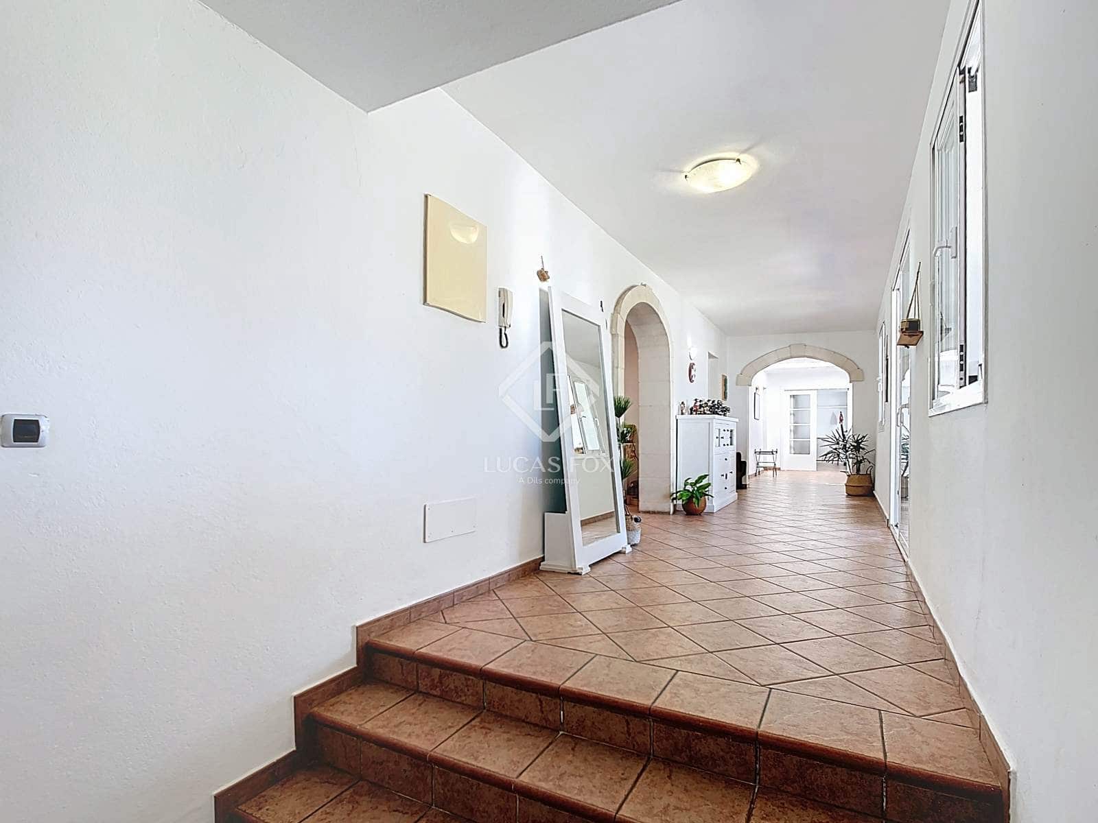 5 soveværelse Finca/Landehus til salg i Ciutadella de Menorca med swimmingpool garage - € 1.050.000 (Ref: 8961018)