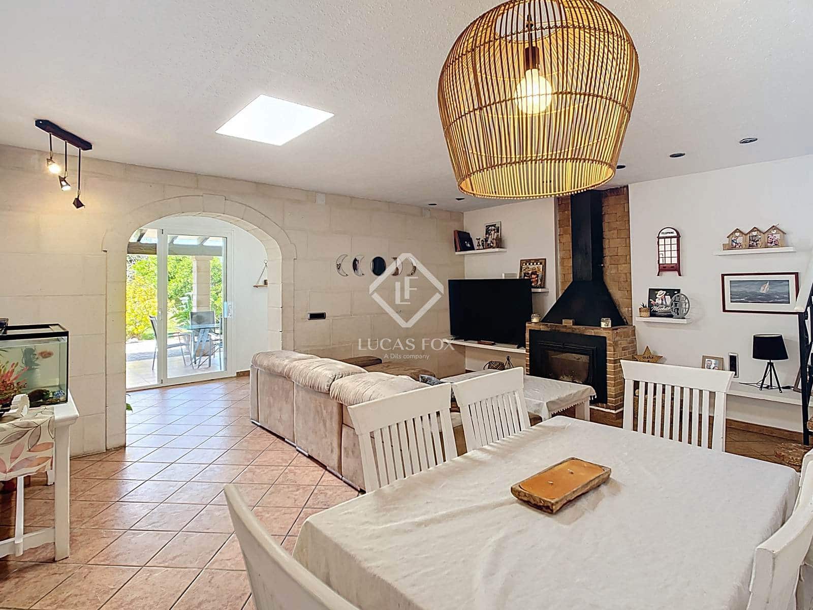 5 soveværelse Finca/Landehus til salg i Ciutadella de Menorca med swimmingpool garage - € 1.050.000 (Ref: 8961018)