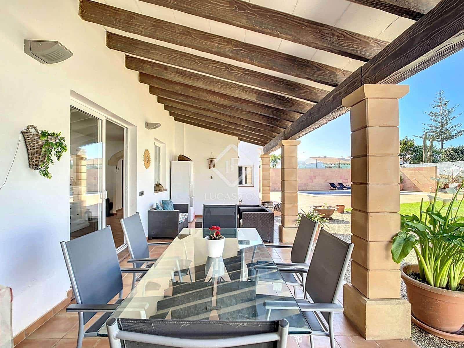 5 soveværelse Finca/Landehus til salg i Ciutadella de Menorca med swimmingpool garage - € 1.050.000 (Ref: 8961018)