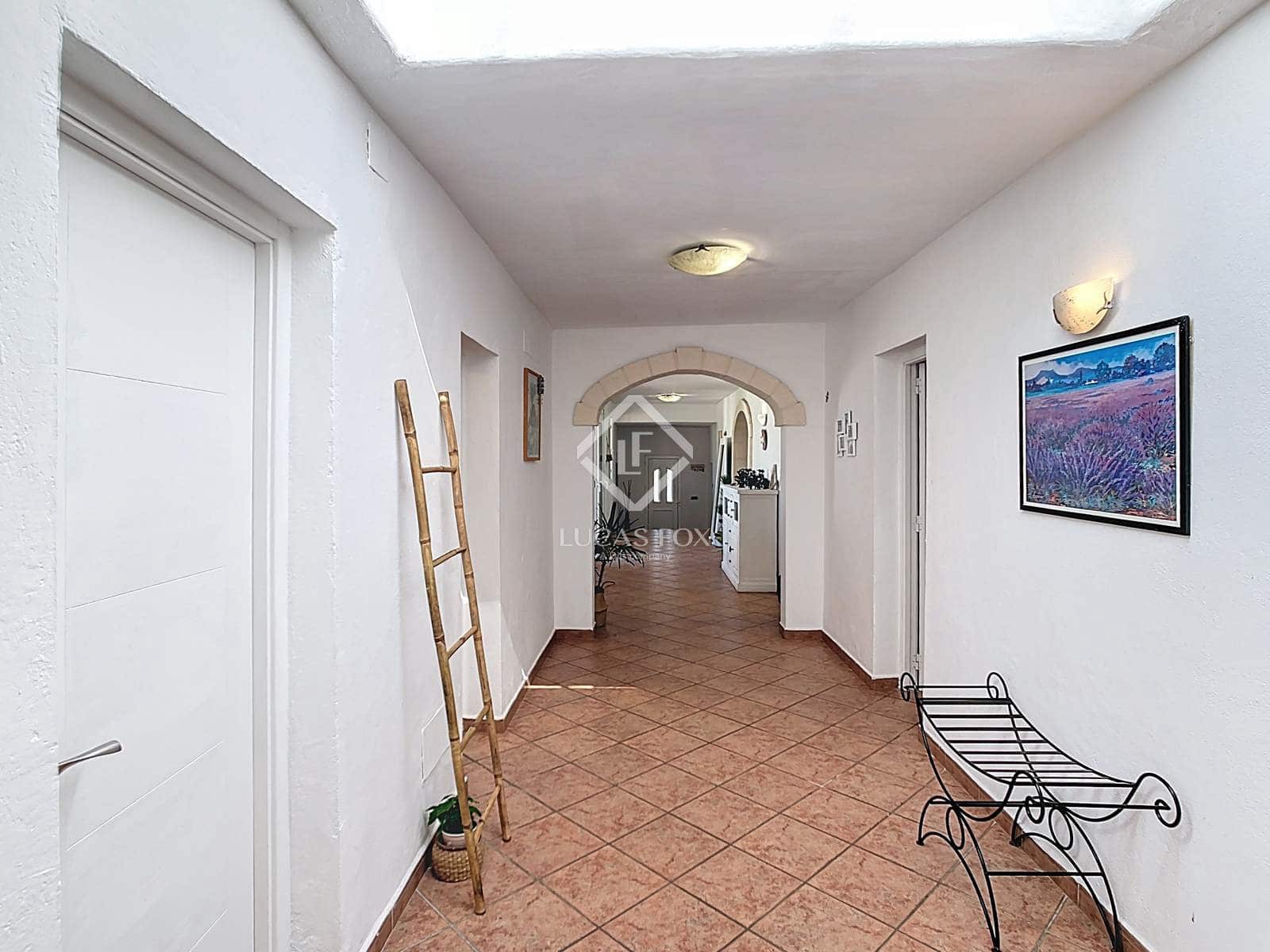 5 soveværelse Finca/Landehus til salg i Ciutadella de Menorca med swimmingpool garage - € 1.050.000 (Ref: 8961018)