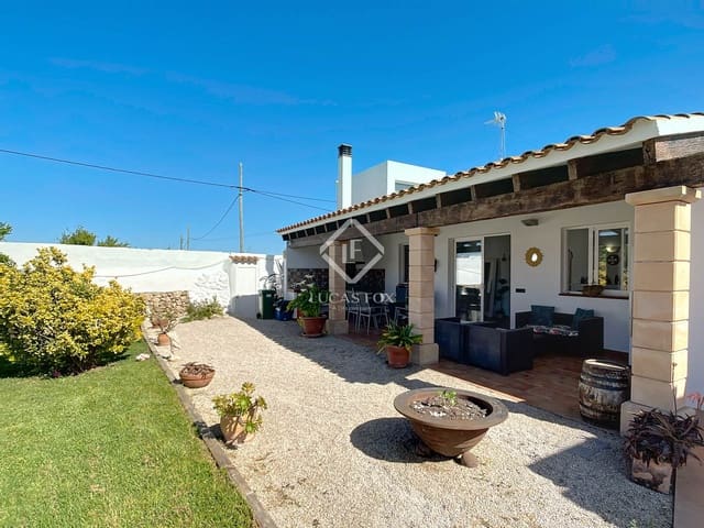 5 slaapkamer Finca/Landhuis te koop in Ciutadella de Menorca met zwembad garage - € 1.050.000 (Ref: 8961018)